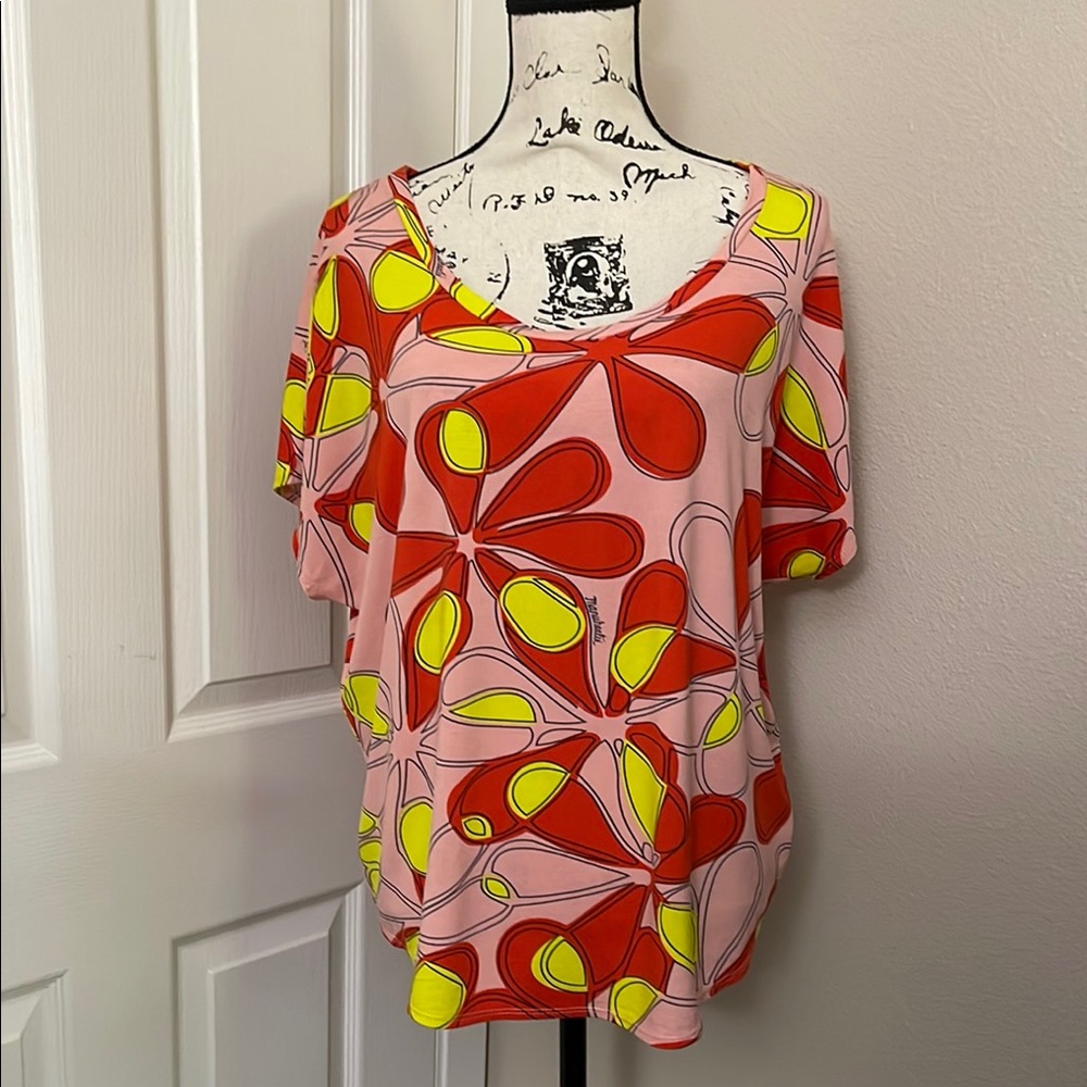 NWOT Manuhealii Kaimalino Top Pink/Red/Yellow XS